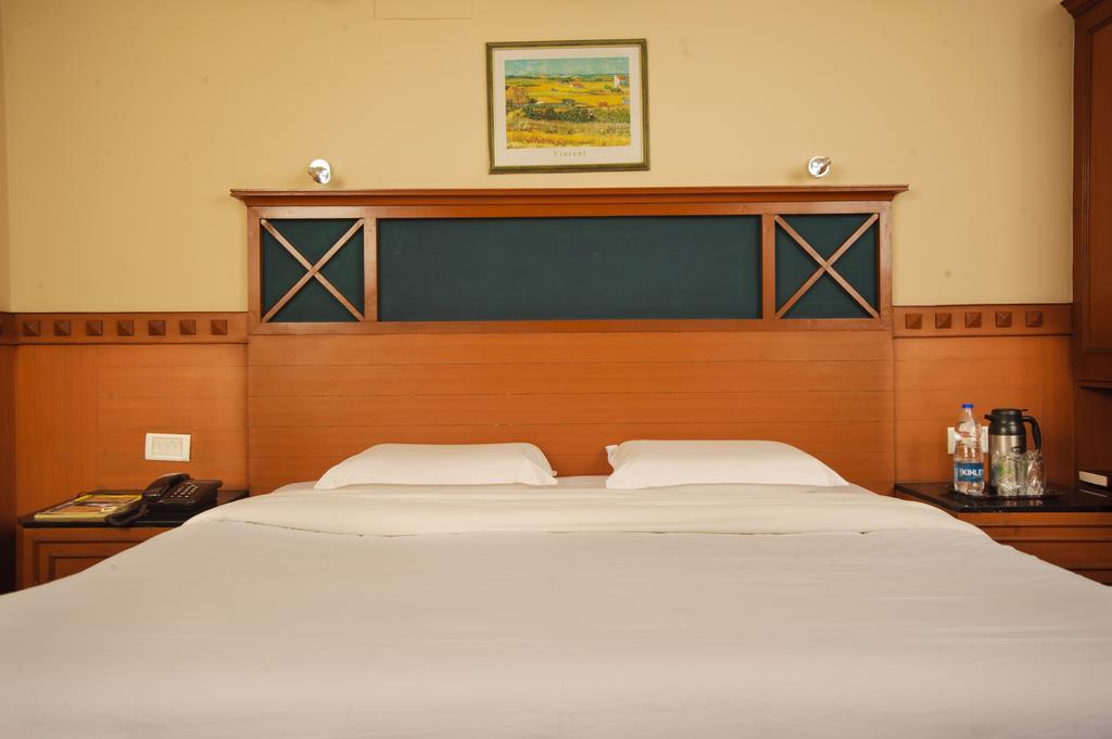 โฮเต็ล ฮิลล์ท็อป ทาวเวอร์ Hotel โกไดกานัล ห้อง รูปภาพ